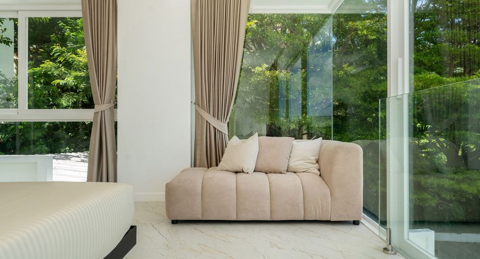 For sale 3 bedrooms villa in Mueang Phuket, Phuket