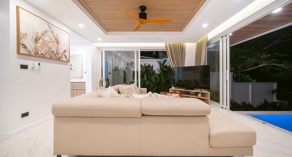 For sale 3 bedrooms villa in Mueang Phuket, Phuket
