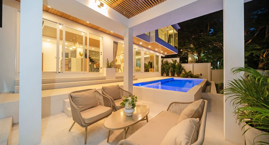 For sale 3 bedrooms villa in Mueang Phuket, Phuket