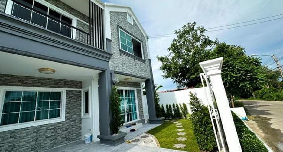For sale 3 bedrooms house in Bang Lamung, Chonburi