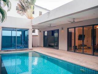 For sale 2 ベッドルーム villa in Bang Lamung, Chonburi