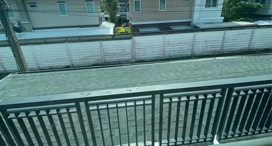 Haus zur Miete mit 3 Zimmer in Mueang Phuket, Phuket