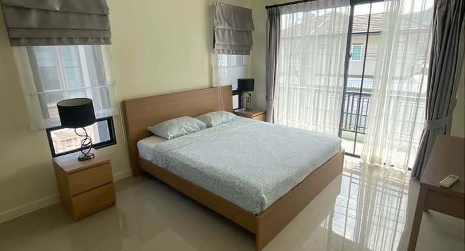 Haus zur Miete mit 3 Zimmer in Mueang Phuket, Phuket