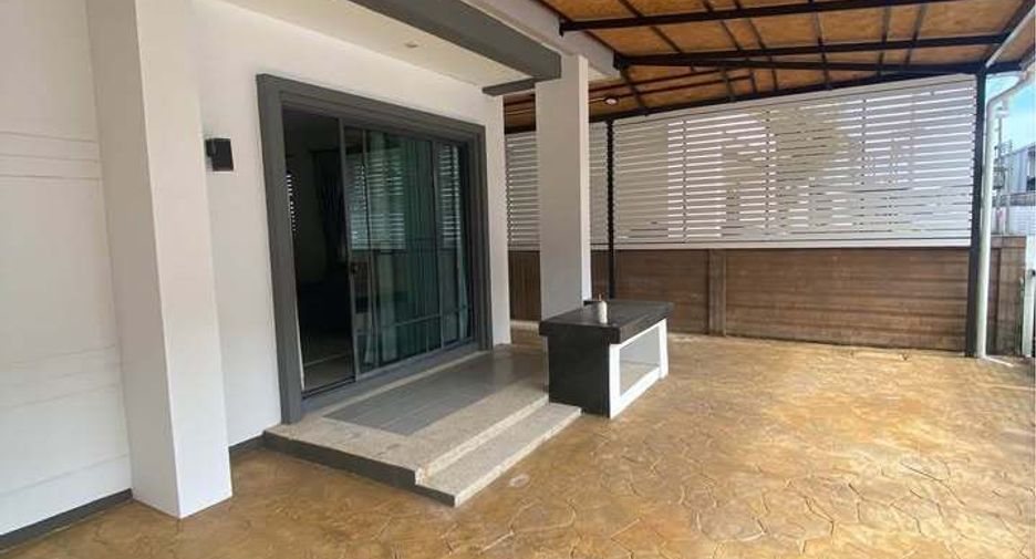 Haus zur Miete mit 3 Zimmer in Mueang Phuket, Phuket