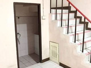 出租 6 卧室 独立屋 在 Phra Khanong, 曼谷