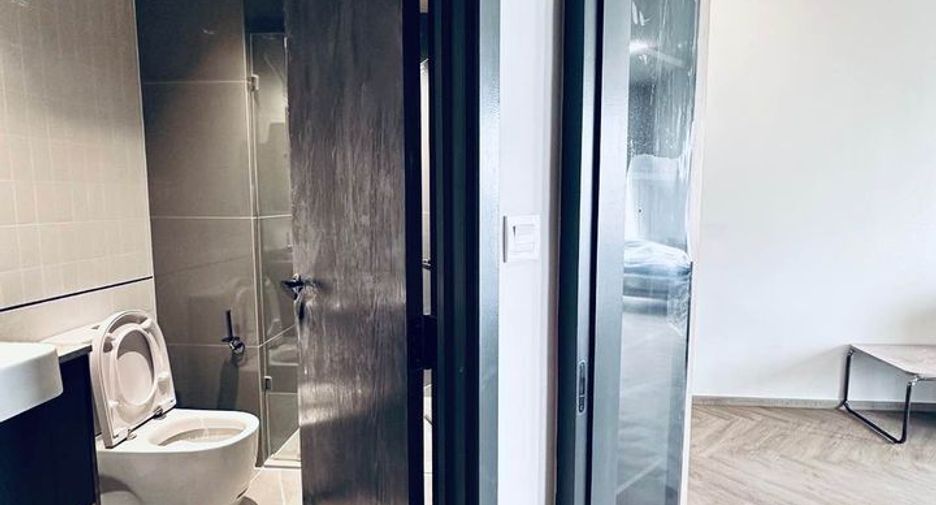 For rent 1 bed condo in Bang Rak, Bangkok