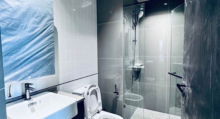 For rent 1 bed condo in Bang Rak, Bangkok