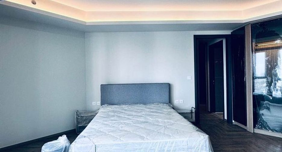 For rent 1 bed condo in Bang Rak, Bangkok