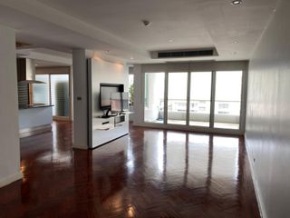 Condo en venta de 2 habitaciones en Yan Nawa, Bangkok