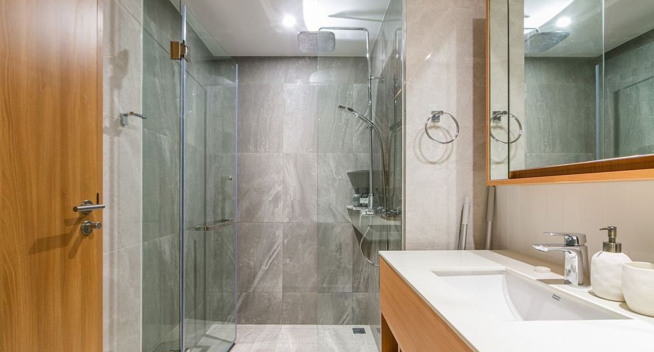 For rent 2 bedrooms condo in Thalang, Phuket