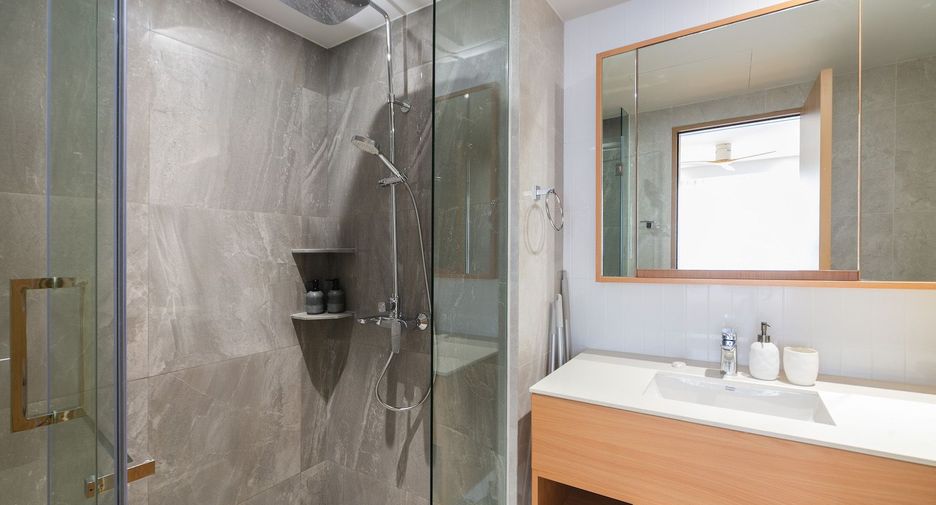 For rent 2 bedrooms condo in Thalang, Phuket