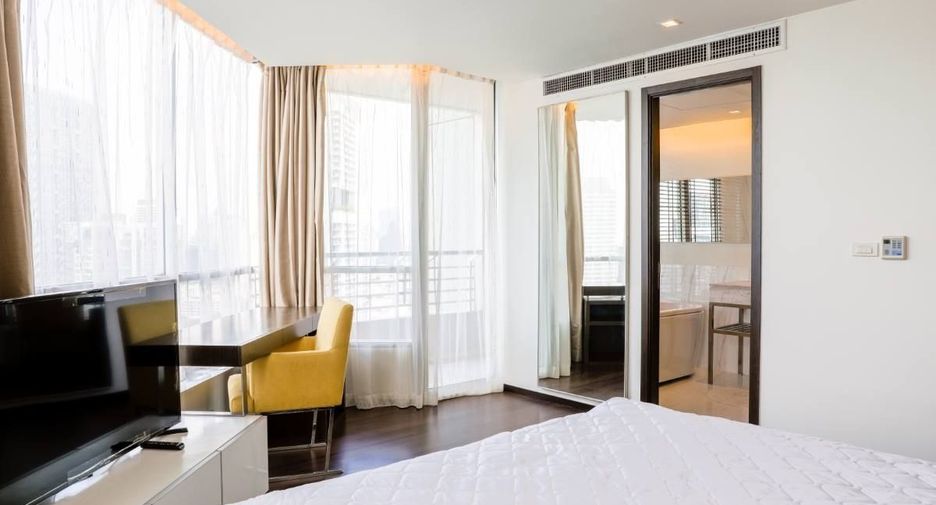 For rent 2 bedrooms condo in Sathon, Bangkok