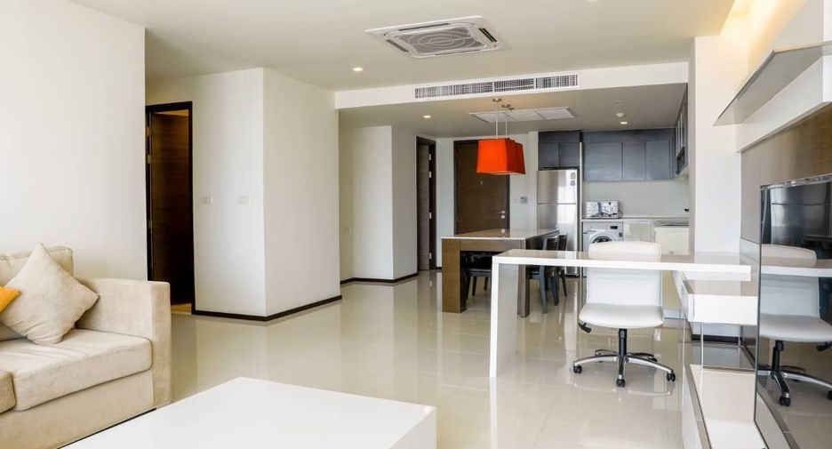 For rent 2 bedrooms condo in Sathon, Bangkok