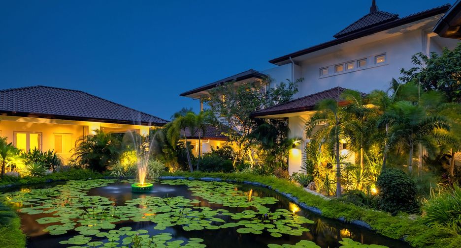 À vendre 4 chambres villa à Hua Hin, Prachuap Khiri Khan