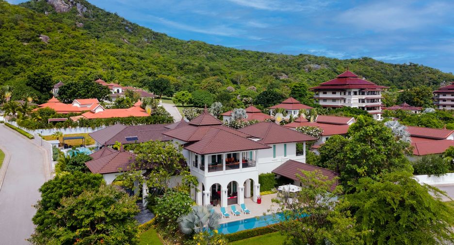 À vendre 4 chambres villa à Hua Hin, Prachuap Khiri Khan