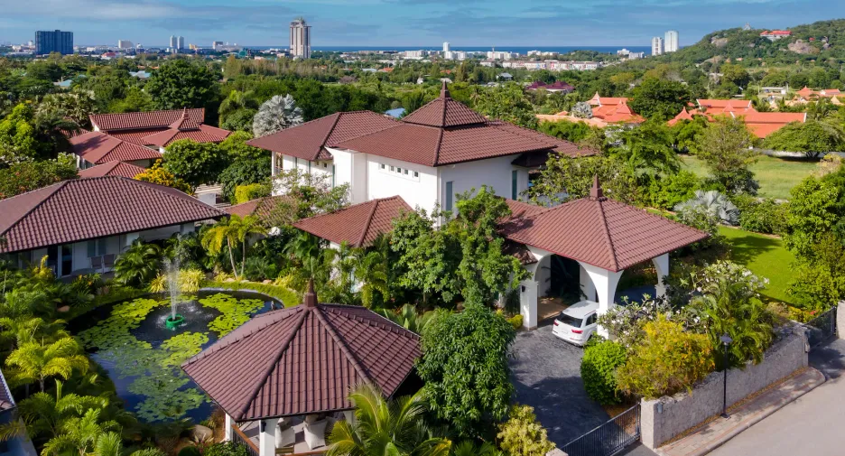 À vendre 4 chambres villa à Hua Hin, Prachuap Khiri Khan