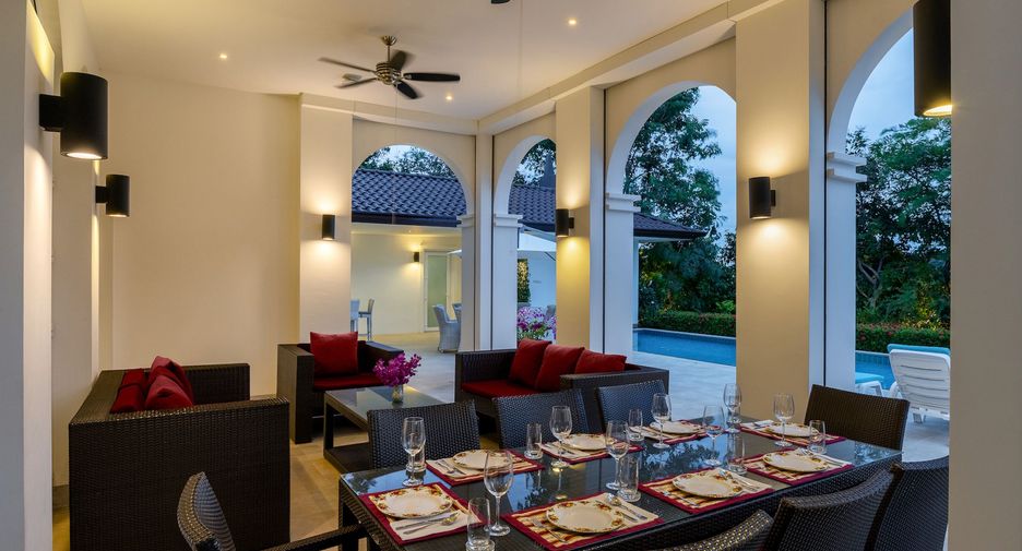 À vendre 4 chambres villa à Hua Hin, Prachuap Khiri Khan