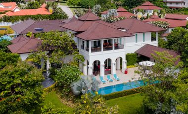 Villa en venta de 4 habitaciones en Hua Hin, Prachuap Khiri Khan