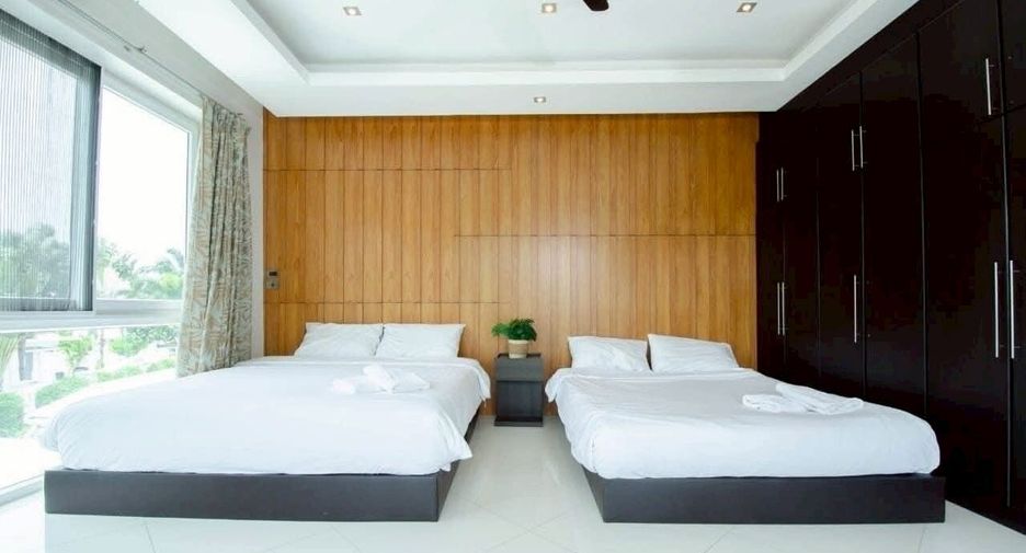 À louer 5 chambres villa à Bang Lamung, Chonburi