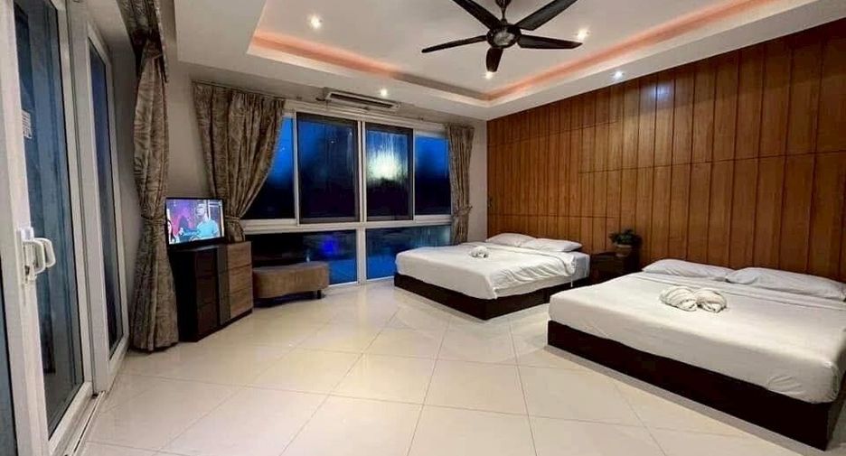 À louer 5 chambres villa à Bang Lamung, Chonburi