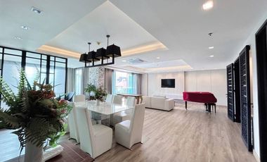 Condo en venta de 4 habitaciones en Khlong Toei, Bangkok