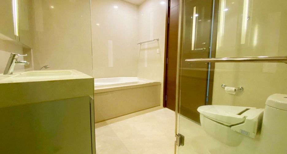 For rent 1 bed condo in Watthana, Bangkok