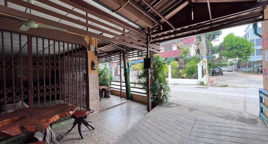 For sale 11 bedrooms retail Space in Bang Lamung, Chonburi