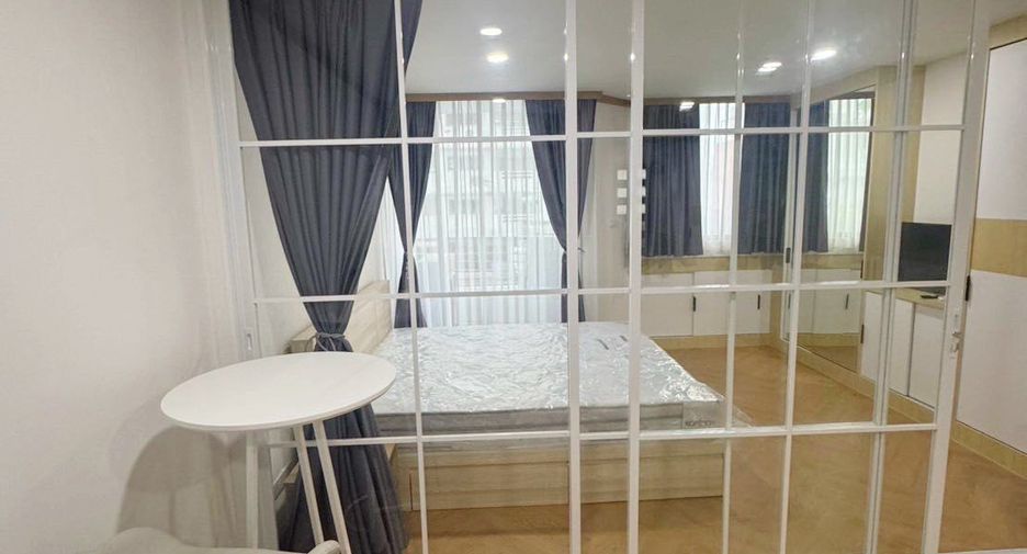 À louer 1 chambre condo à Watthana, Bangkok