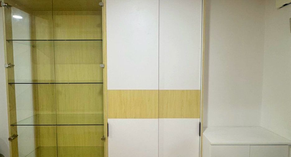 Wohnung zur Miete mit 1 Zimmer in Watthana, Bangkok