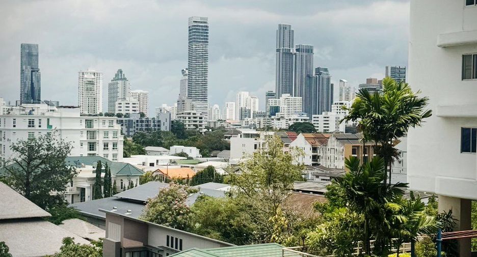 À louer 1 chambre condo à Watthana, Bangkok