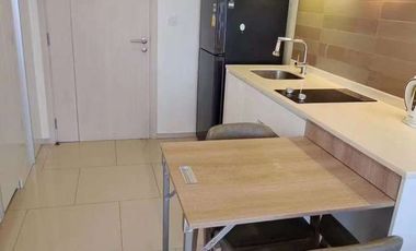 Wohnung zur Miete mit 1 Zimmer in Huai Khwang, Bangkok