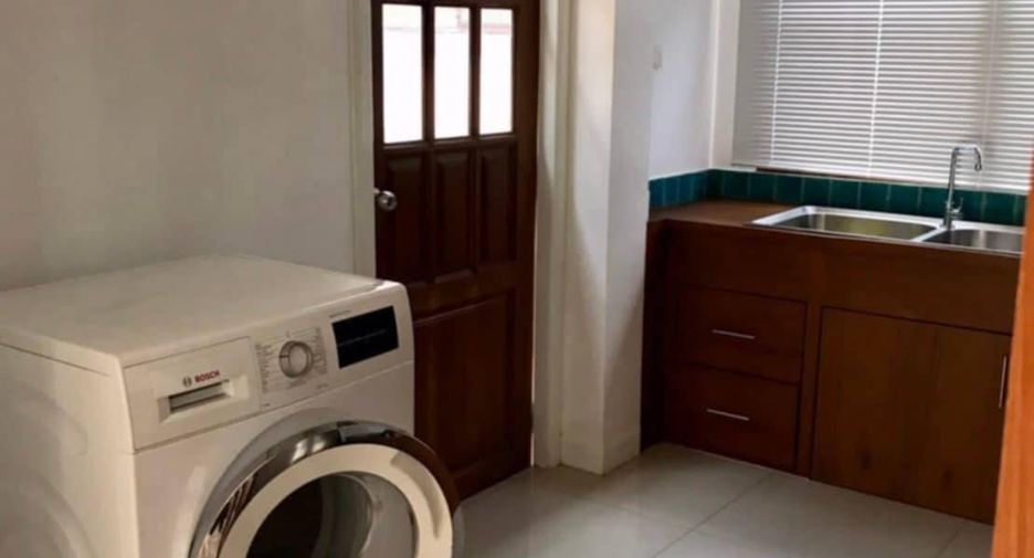 For rent 3 bedrooms house in Bang Lamung, Chonburi
