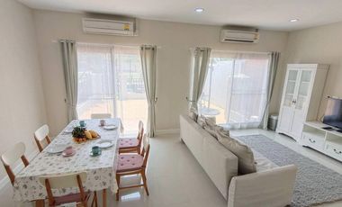 For rent 2 bedrooms townhouse in Cha Am, Phetchaburi