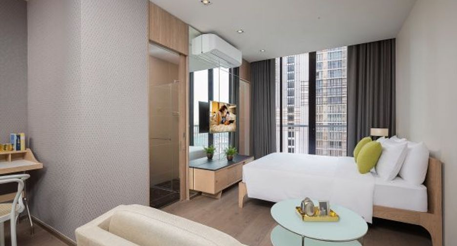 For rent 3 bedrooms apartment in Khlong Toei, Bangkok