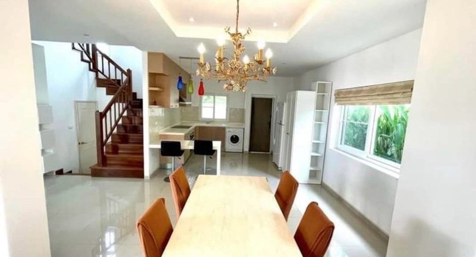Casa en venta y en alquiler de 3 habitaciones en Bang Lamung, Chonburi