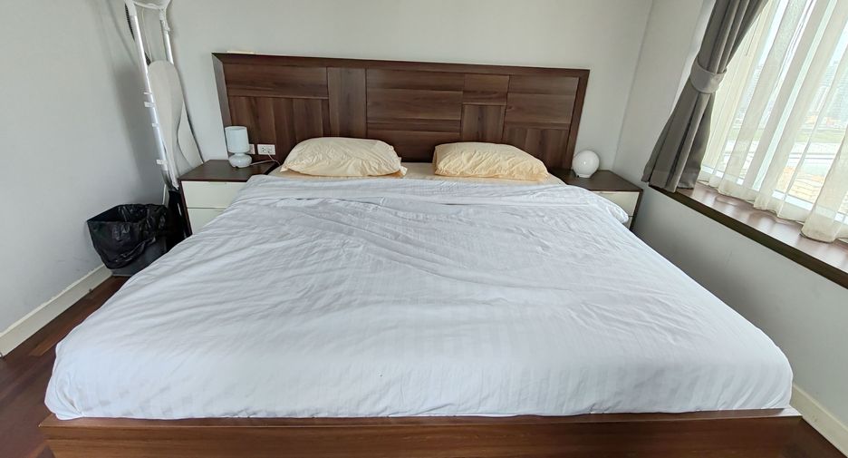 For sale and for rent 1 bed condo in Watthana, Bangkok