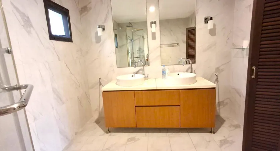 Wohnung zum Kauf mit 3 Zimmer in Cha Am, Phetchaburi