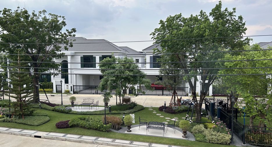 Casa en venta y en alquiler de 5 habitaciones en Don Mueang, Bangkok