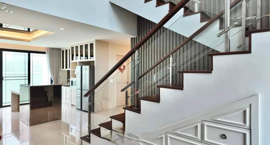For sale 3 bedrooms house in Bang Bon, Bangkok