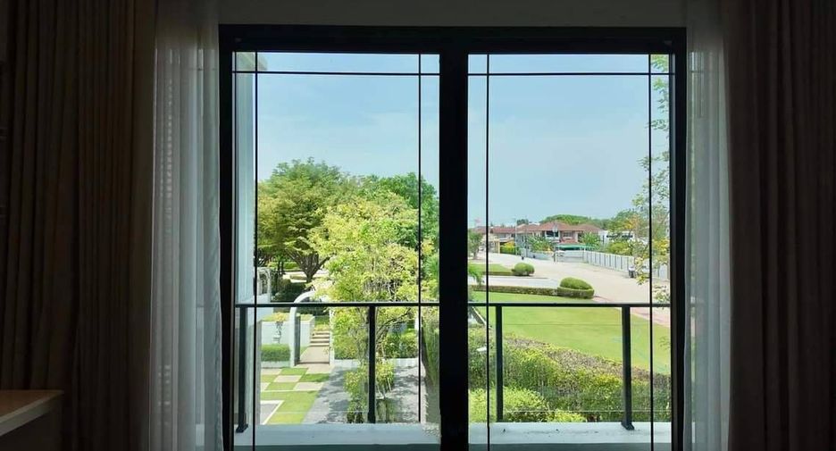 For sale 3 bedrooms house in Bang Bon, Bangkok