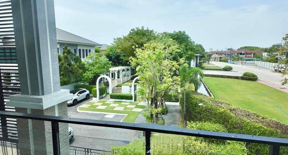 For sale 3 bedrooms house in Bang Bon, Bangkok