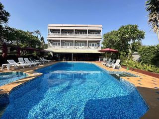 For sale 25 bedrooms hotel in Bang Lamung, Chonburi