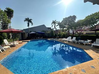 For sale 25 bedrooms hotel in Bang Lamung, Chonburi