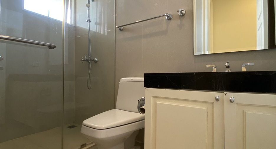 Condo en alquiler de 2 habitaciones en Watthana, Bangkok