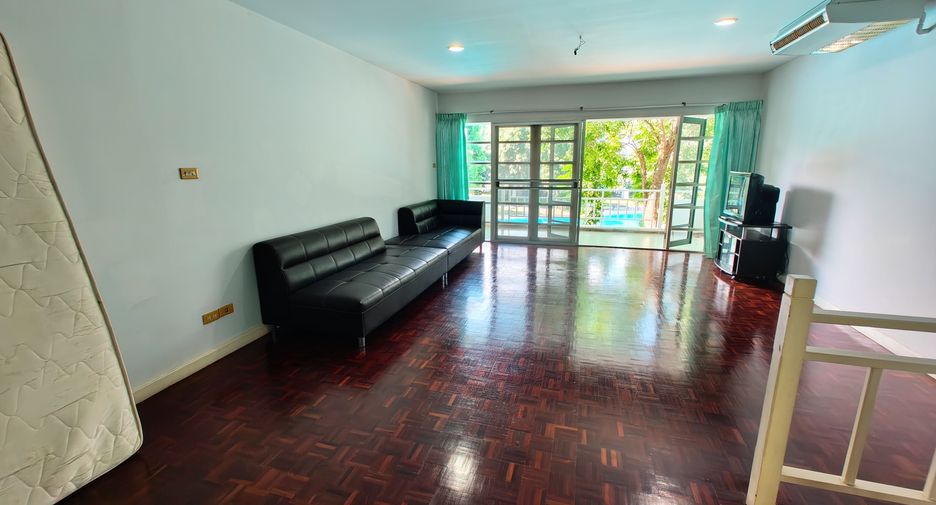 For sale 3 bedrooms townhouse in Hua Hin, Prachuap Khiri Khan