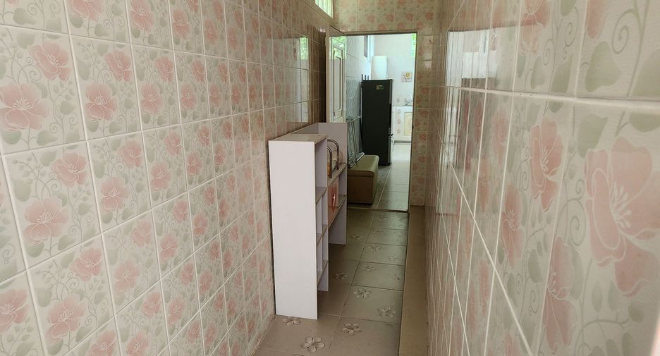 For sale and for rent 3 bedrooms townhouse in Thalang, Phuket