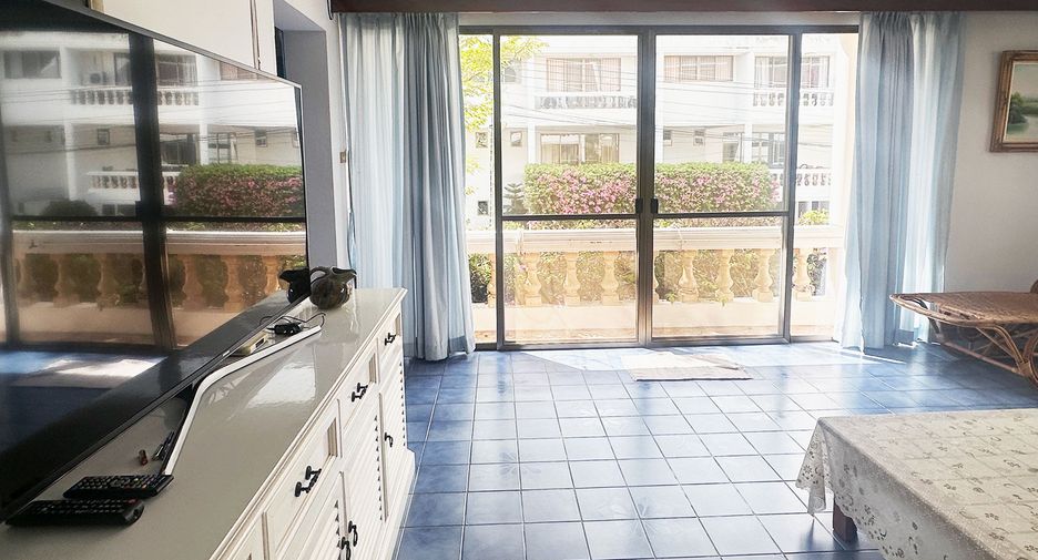 For rent 4 bedrooms townhouse in Hua Hin, Prachuap Khiri Khan