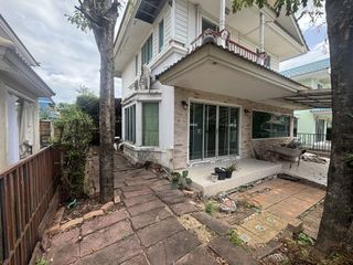 For sale 4 bedrooms house in Bang Khun Thian, Bangkok