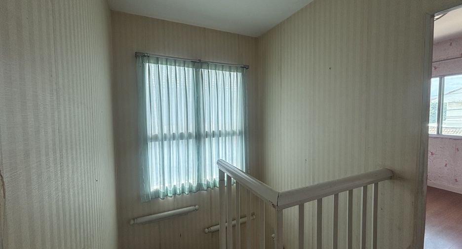 For sale 4 bedrooms house in Bang Khun Thian, Bangkok