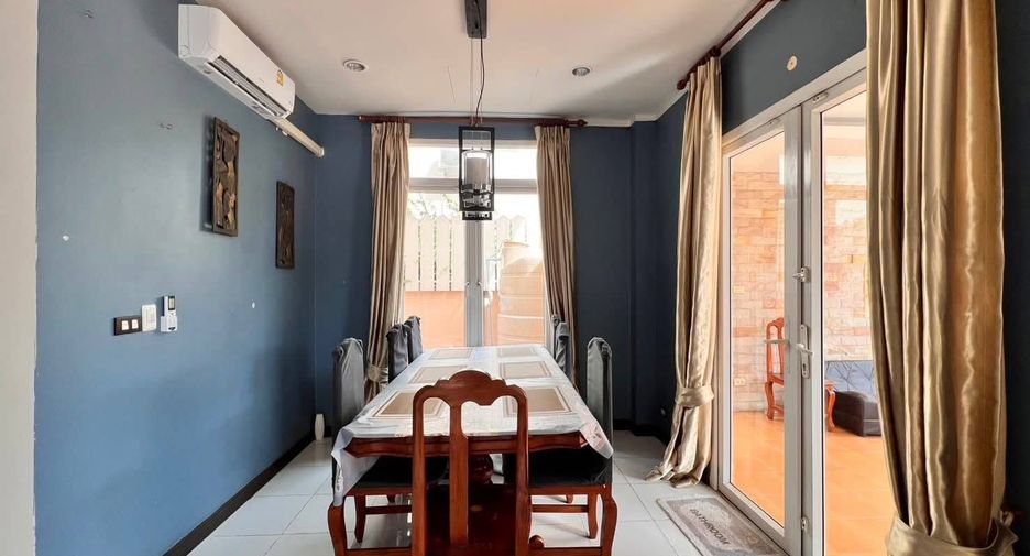 Villa zur Miete mit 4 Zimmer in Bang Lamung, Chonburi